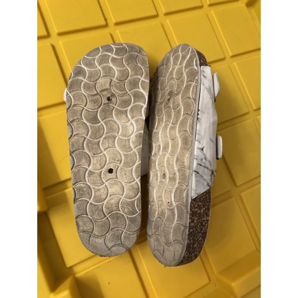 Ardene Women's Slides Marble White Gray Size 9 Buckles - Image 3