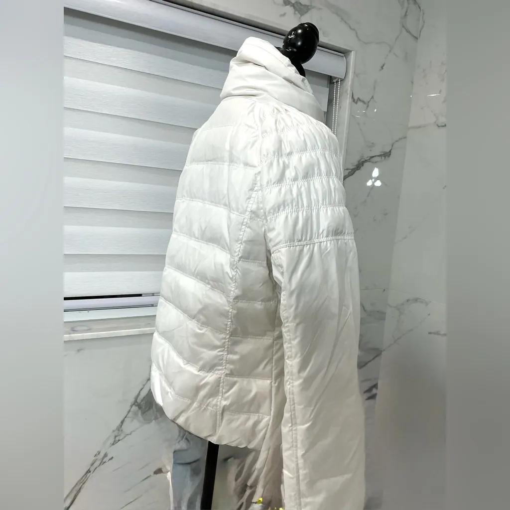 GUESS puffer jacket 💖 - Image 5