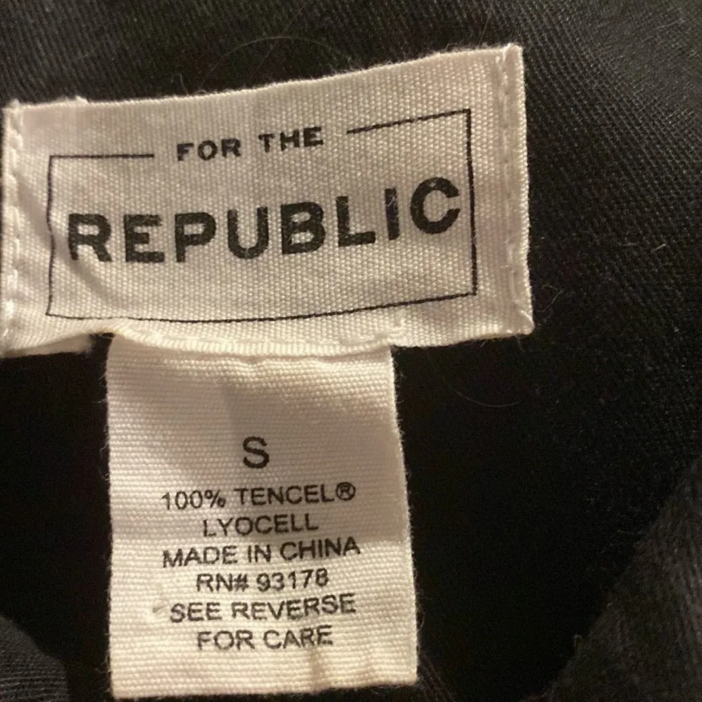 For the Republic Button Down Embroidered Long Sleeve top. Size Small - Image 9