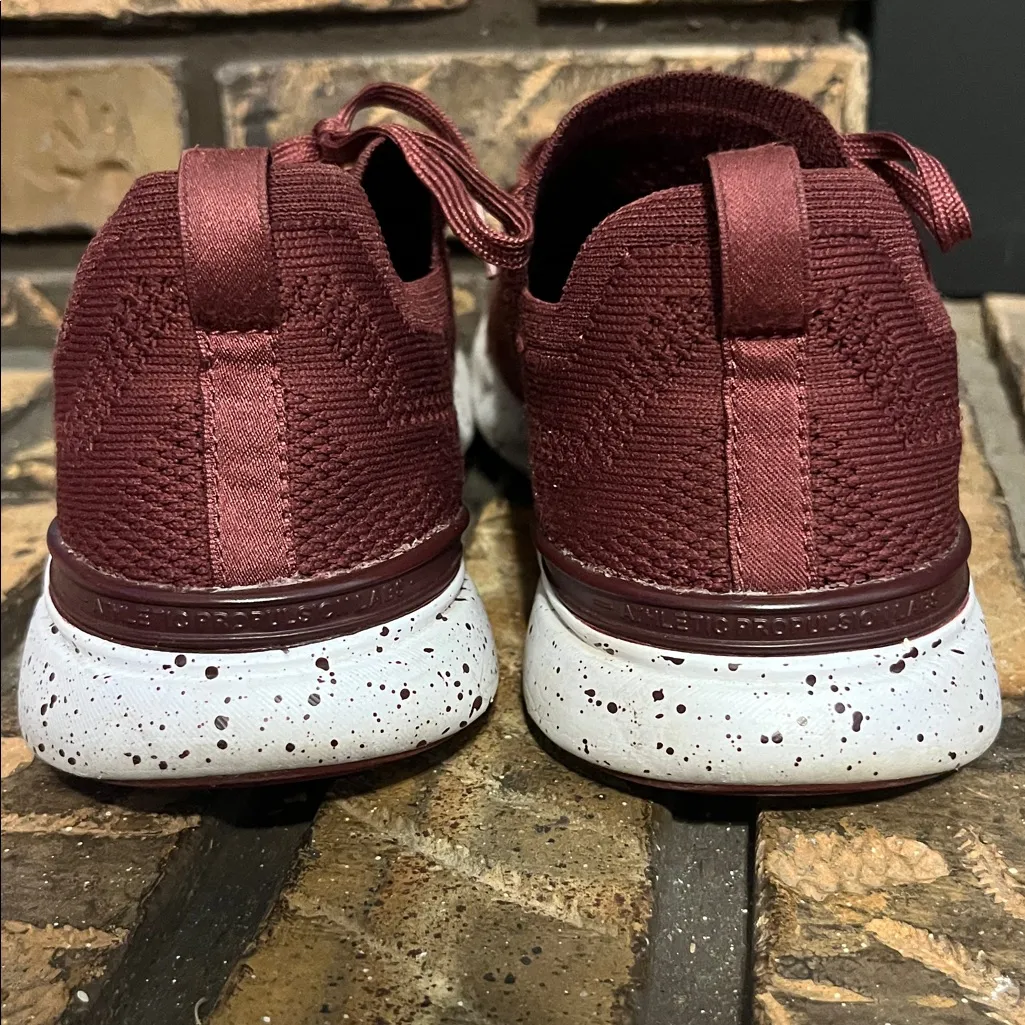 APL Women's TechLoom Breeze Maroon Speckled Knit Athletic Shoes Size 7 - Image 6