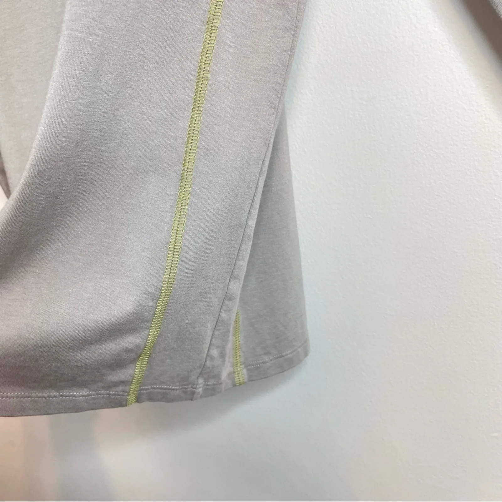 Universal Standard Eris Ash Gray Contrast Stitch Mock Neck shirt top XS 10 12 L - Image 4