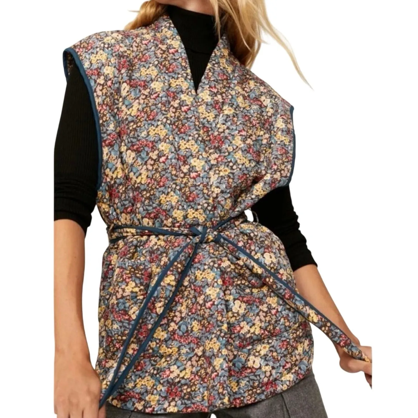 BLANK NYC Quilted In Bloom Wrap Belted Jacket Vest Size M New w Tag MSRP $98 SOO - Image 5