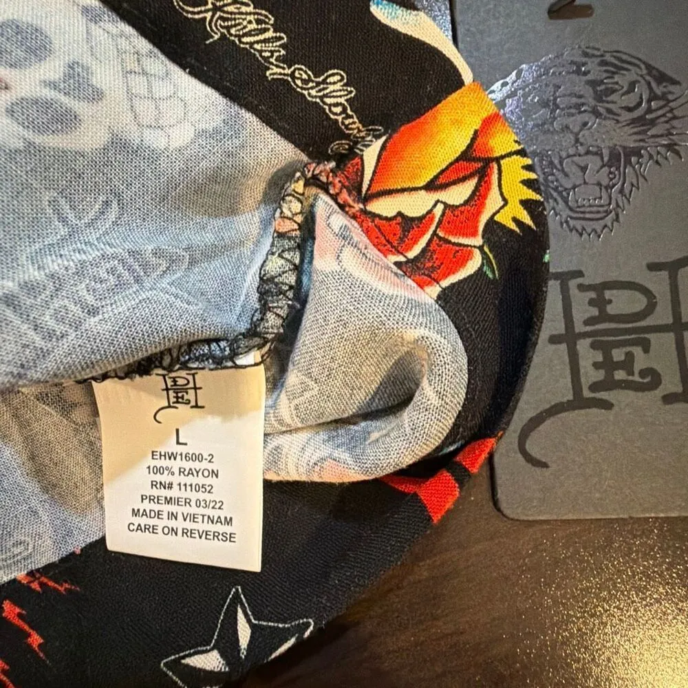 NWT Ed Hardy ladies crop top button up shirt - Image 5