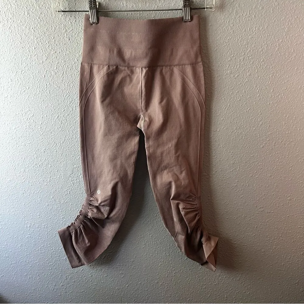 Lululemon In The Flow Crop 19” Mauve Pink - Image 3