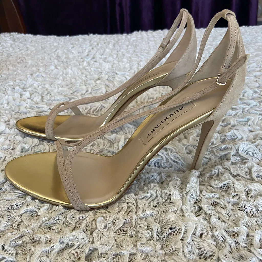 Burberry Annabel Heels - Image 4