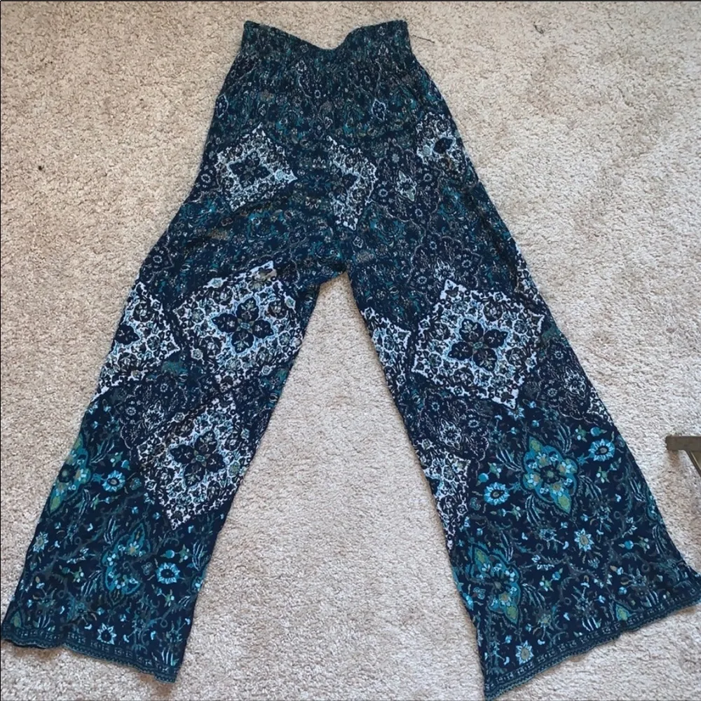 UO ecote blue floral high rise wide leg pants - Image 7