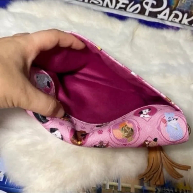 Disney parks x Dooney & Bourke PINK dogs crossbody purse - Image 8