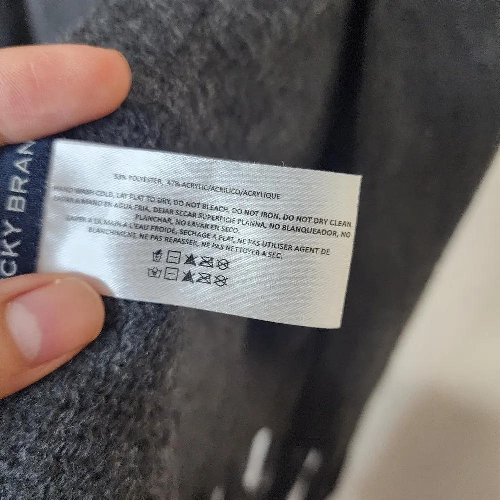 Lucky Brand grey boho winter scarf - Image 2