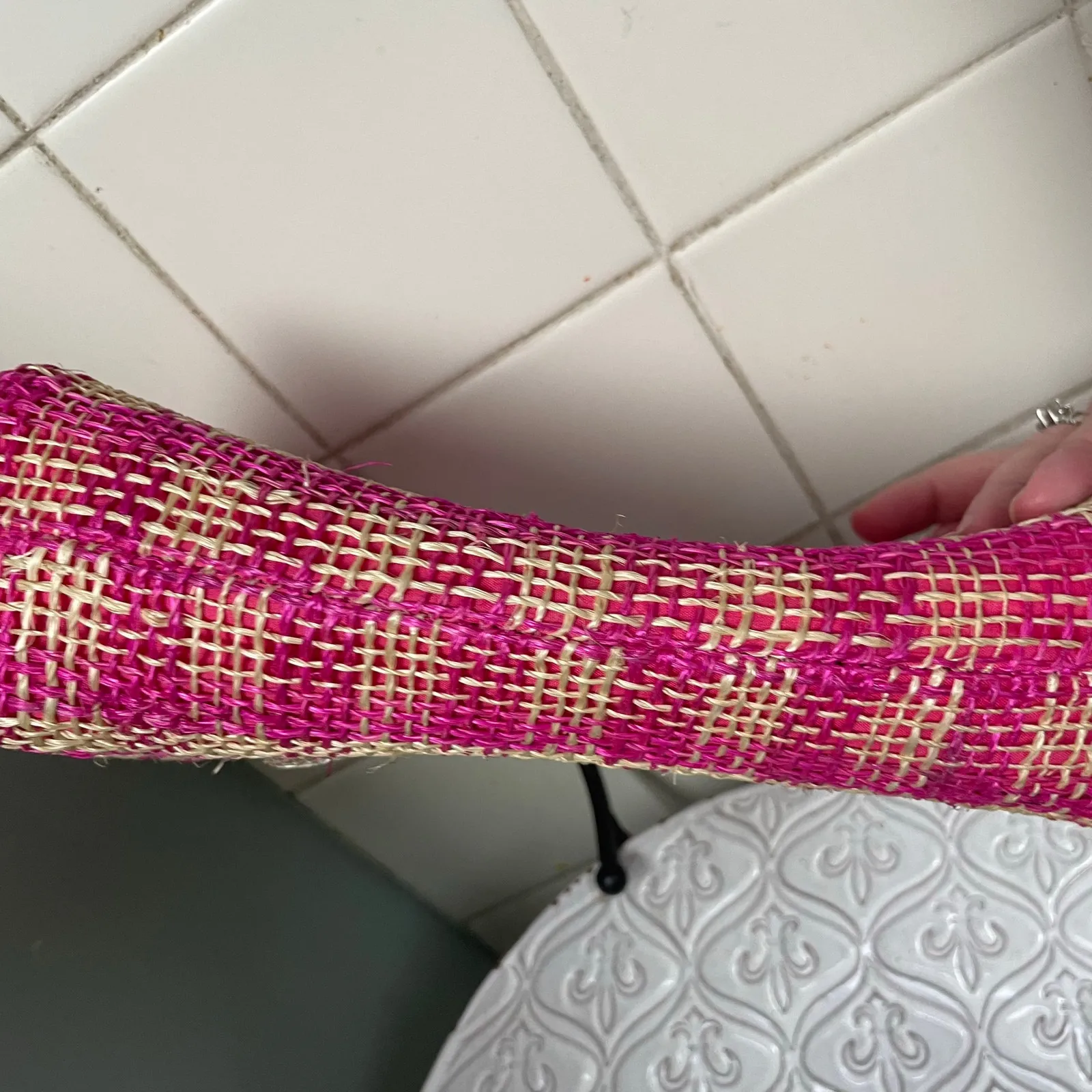 VTG Y2K Pink Woven Bag Wood Handle Clueless Coquette 90s Vibe - Image 5