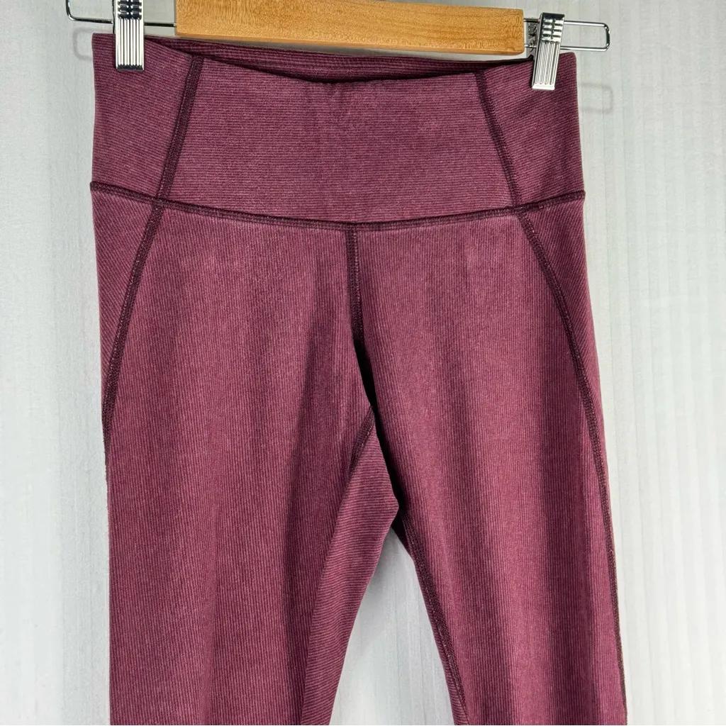 Lululemon Athletic Leggings Garnet Size 4 Mid-Rise Tight Yoga Workout Pilates - Image 3