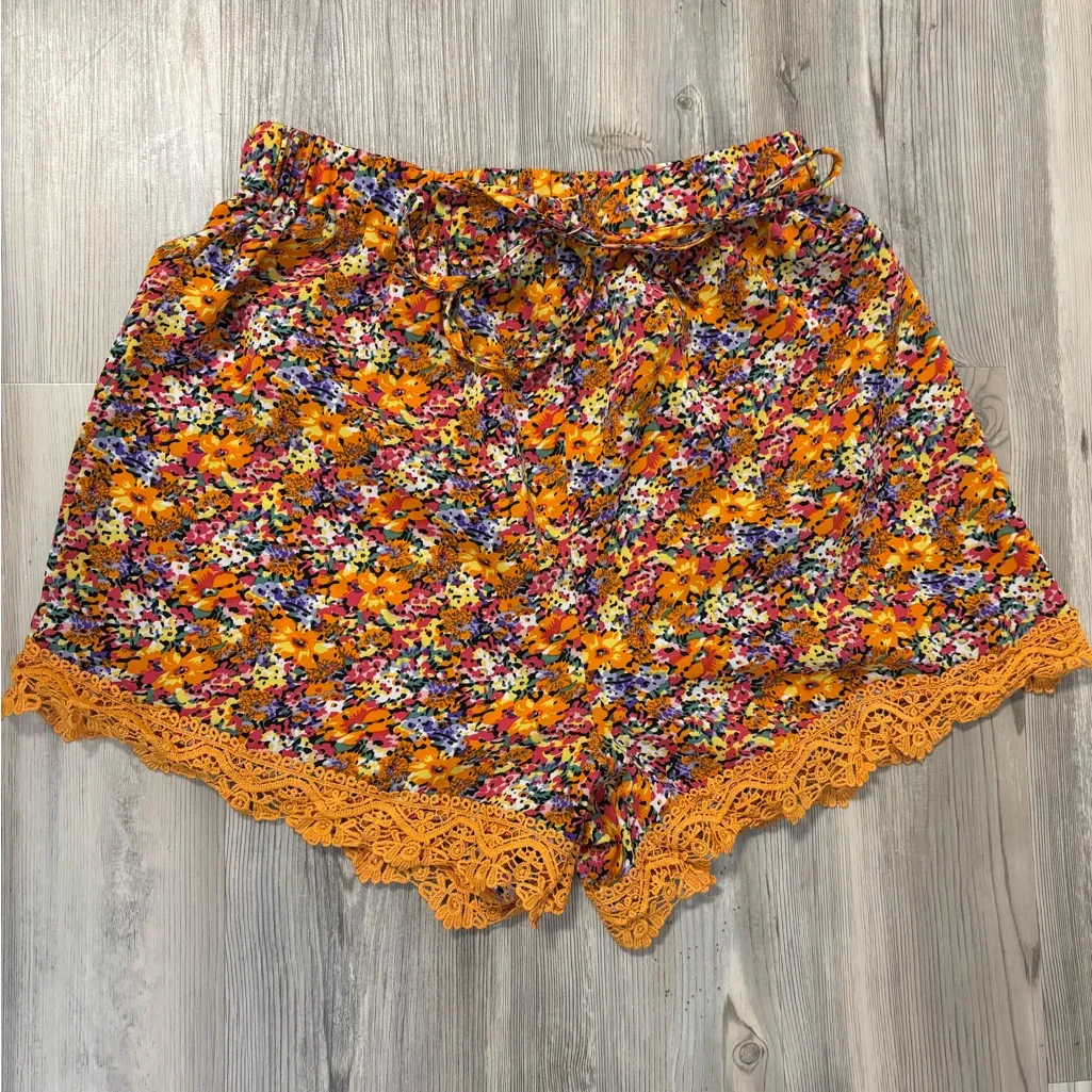 Floral Lace Trim Boho Style Women's Shorts NWOT Orange Size M - Image 6