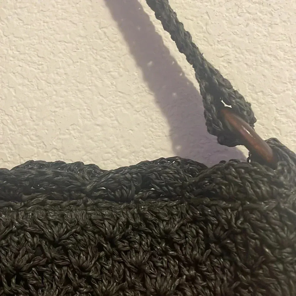 American Eagle  woven bag 6.5 x 10.5 inches - Image 3
