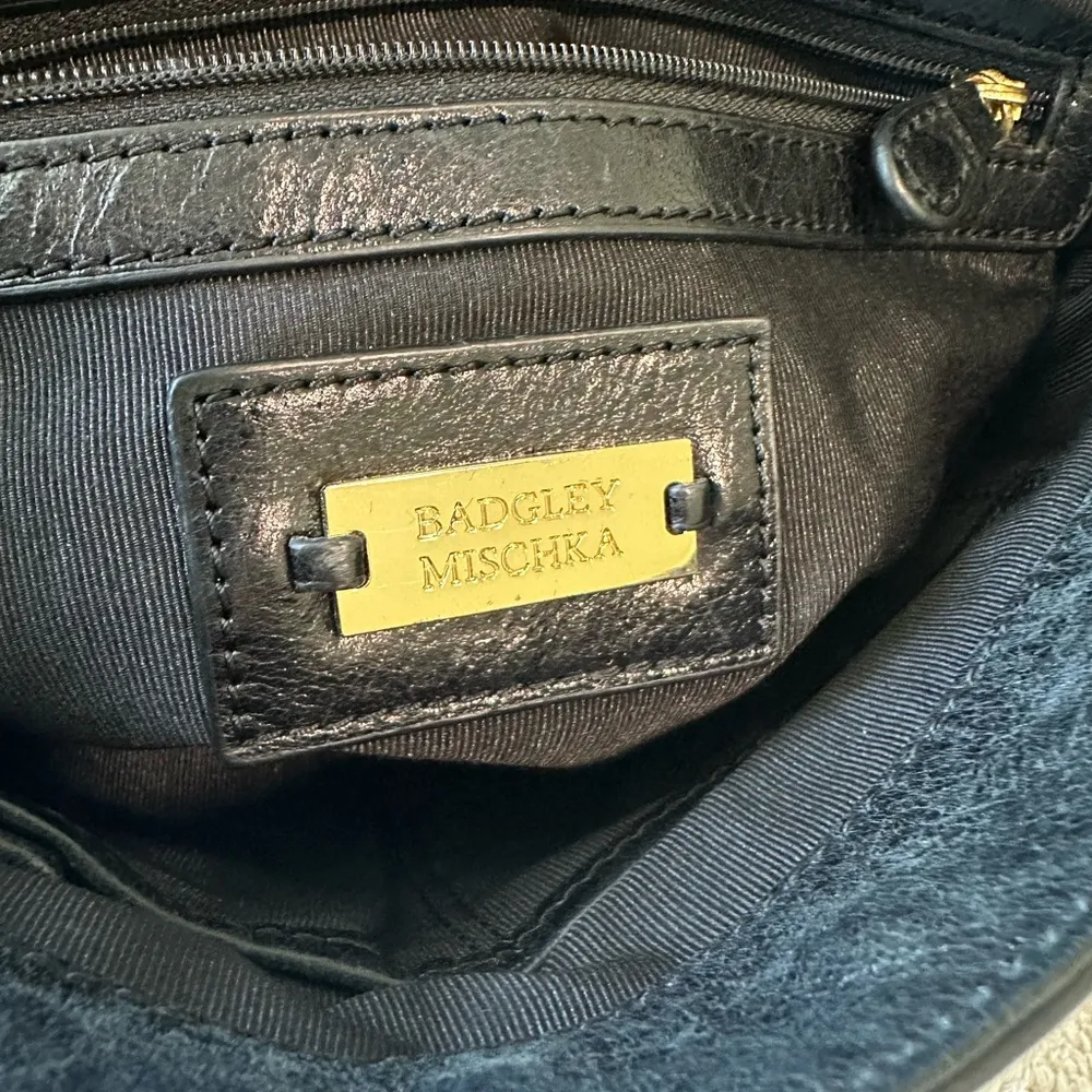 Badgley Mischka Croc Embossed Black Leather Shoulder Bag Gold Chain Link Strap - Image 7