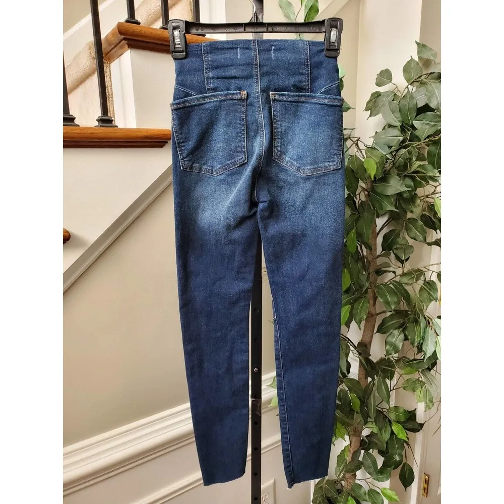Free People Feel Like Sunshine Blue Denim Cotton Dark Wash Jeans Pant Size 24 - Image 8