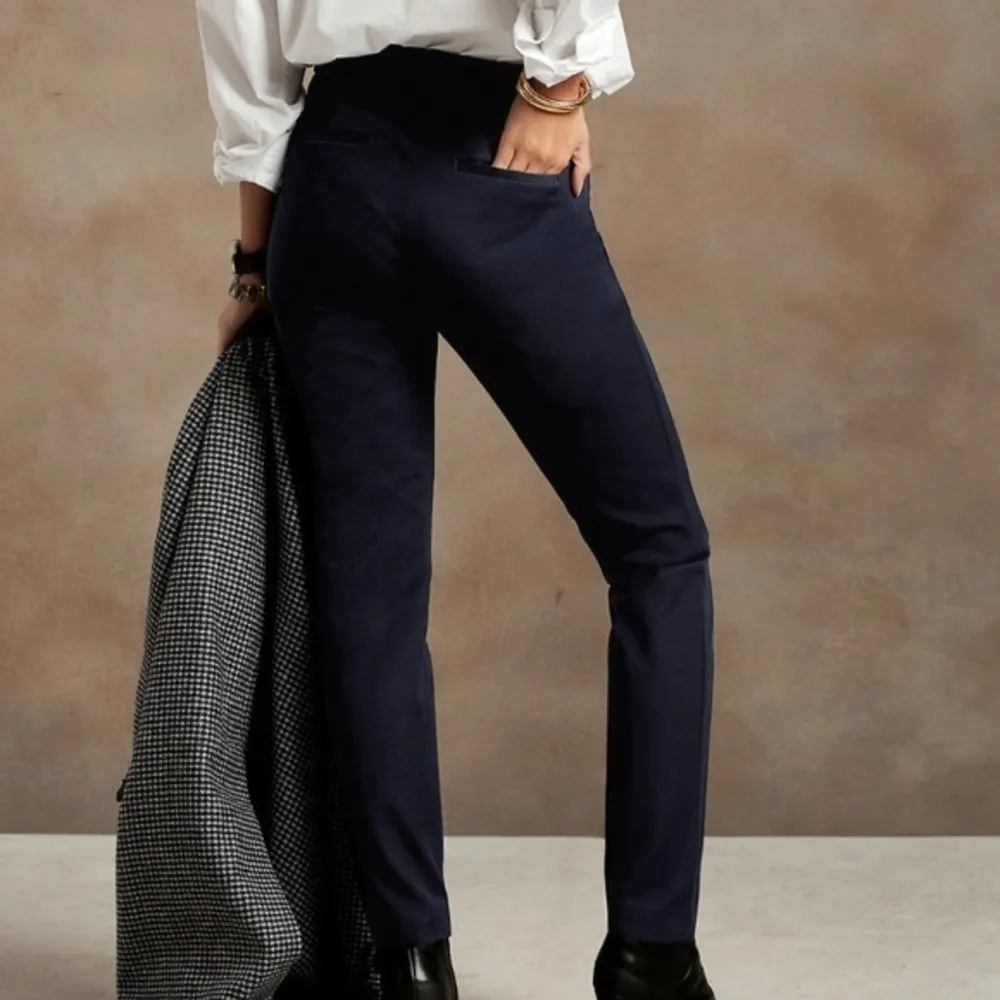 Banana Republic • Navy Sloan Trouser Pants - Image 32