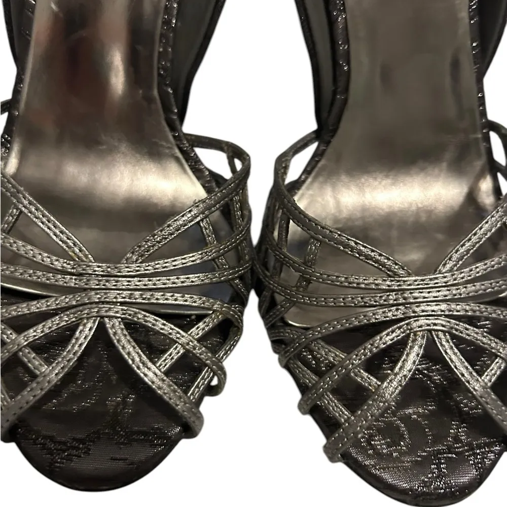 Badgley Mischka black Silver Shoes heels size 7.5 - Image 2