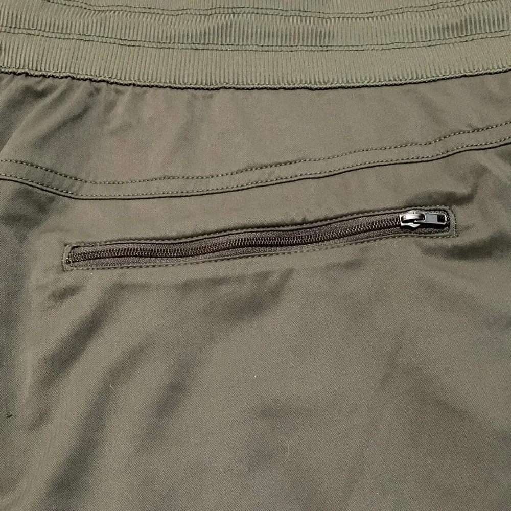 The North Face Aphrodite 2.0 plus size woman shorts size XXL taupe green - Image 6