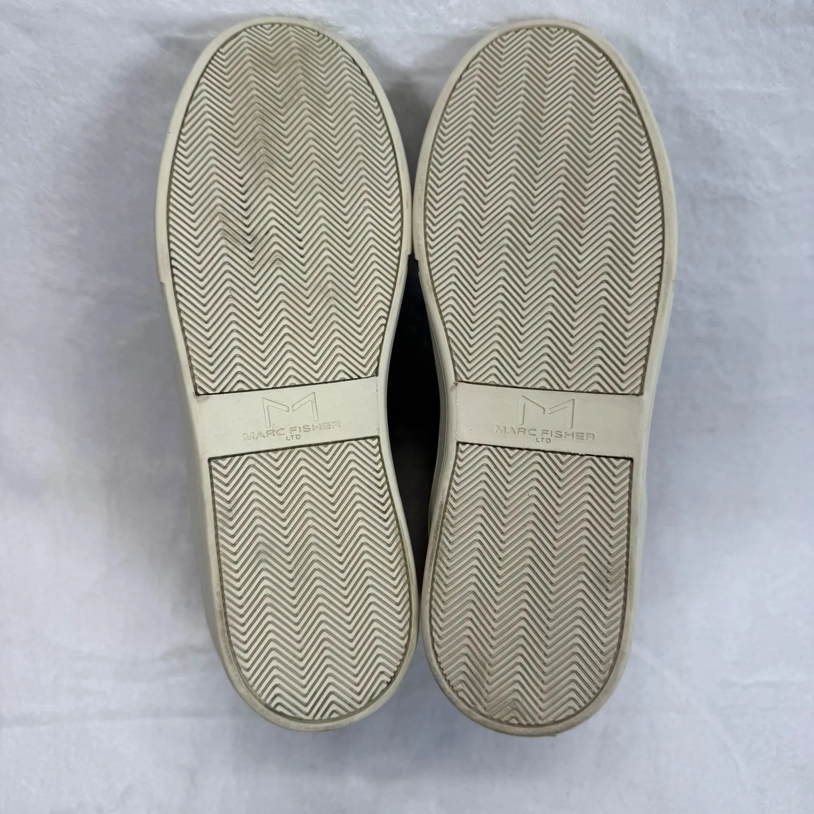 Marc‎ Fisher Suede Shearling Lined High Top Sneakers Lace Up Boots Size 7M - Image 11