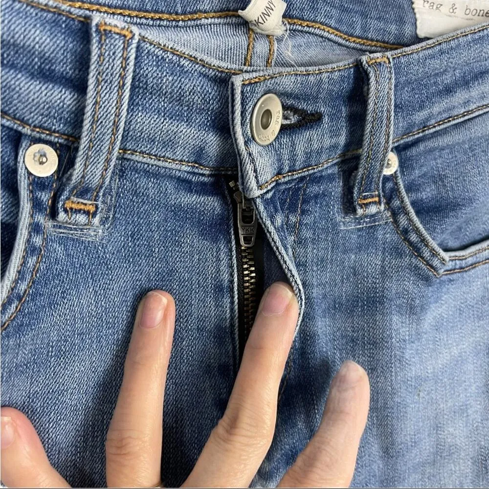 Rag & Bone El Skinny Jeans Light Wash - Image 4
