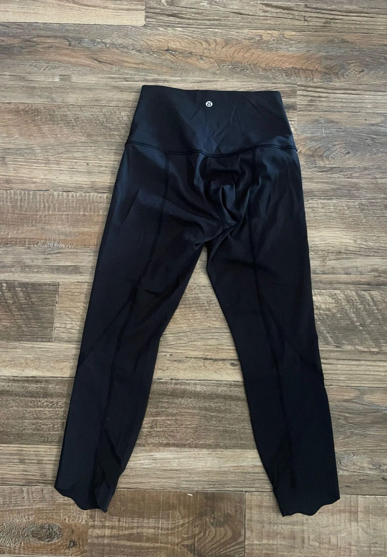 Cropped Leggings - Image 2