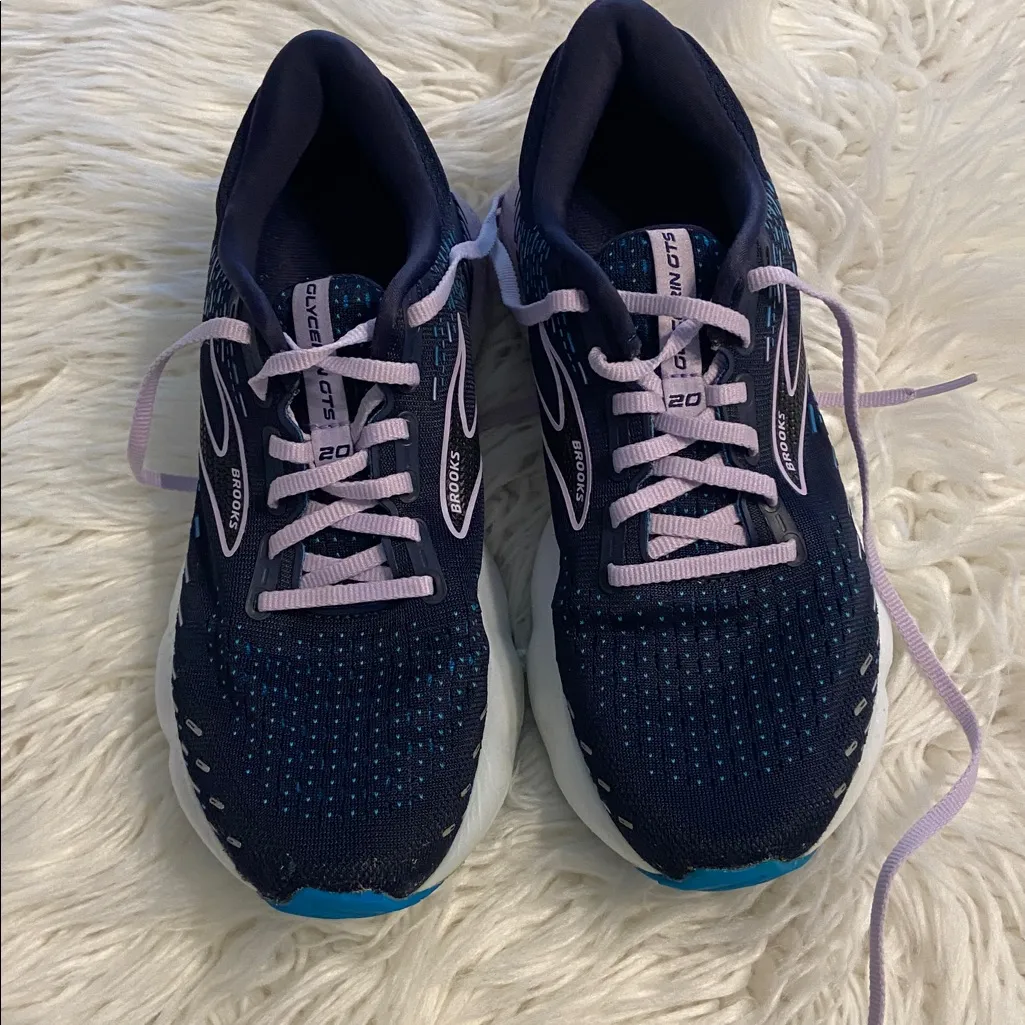 Brooks Women's Glycerin 20 - Dark Blue and Light Purple size 8.5 good condition - Image 3