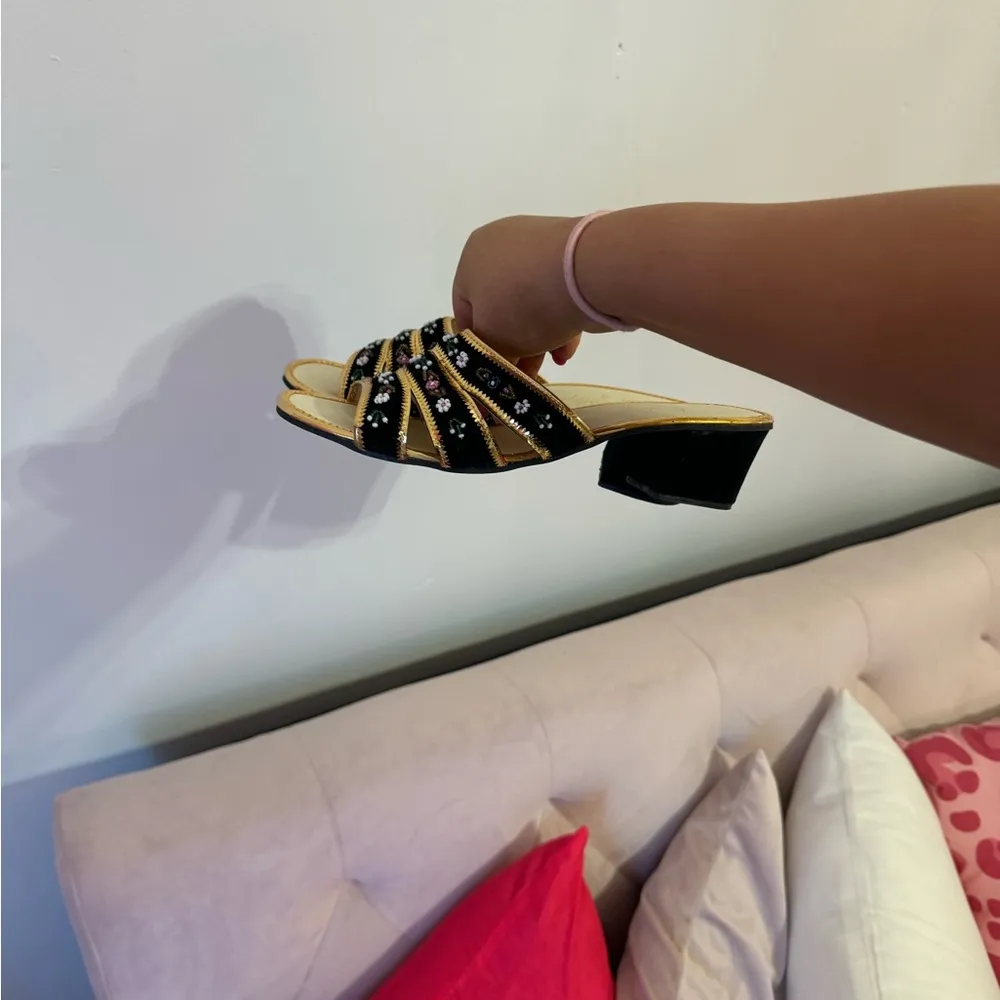 vintage beaded mini heels size US 6 - Image 5