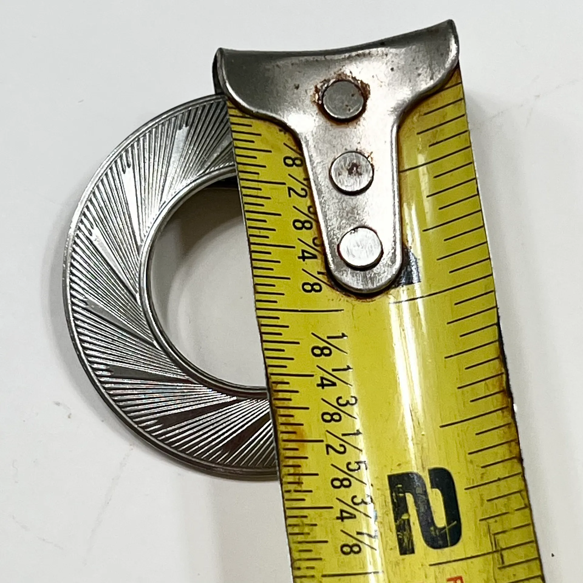 Vintage  Scarf Brooch Pin Clip Silver Tone Modern Style - Image 6