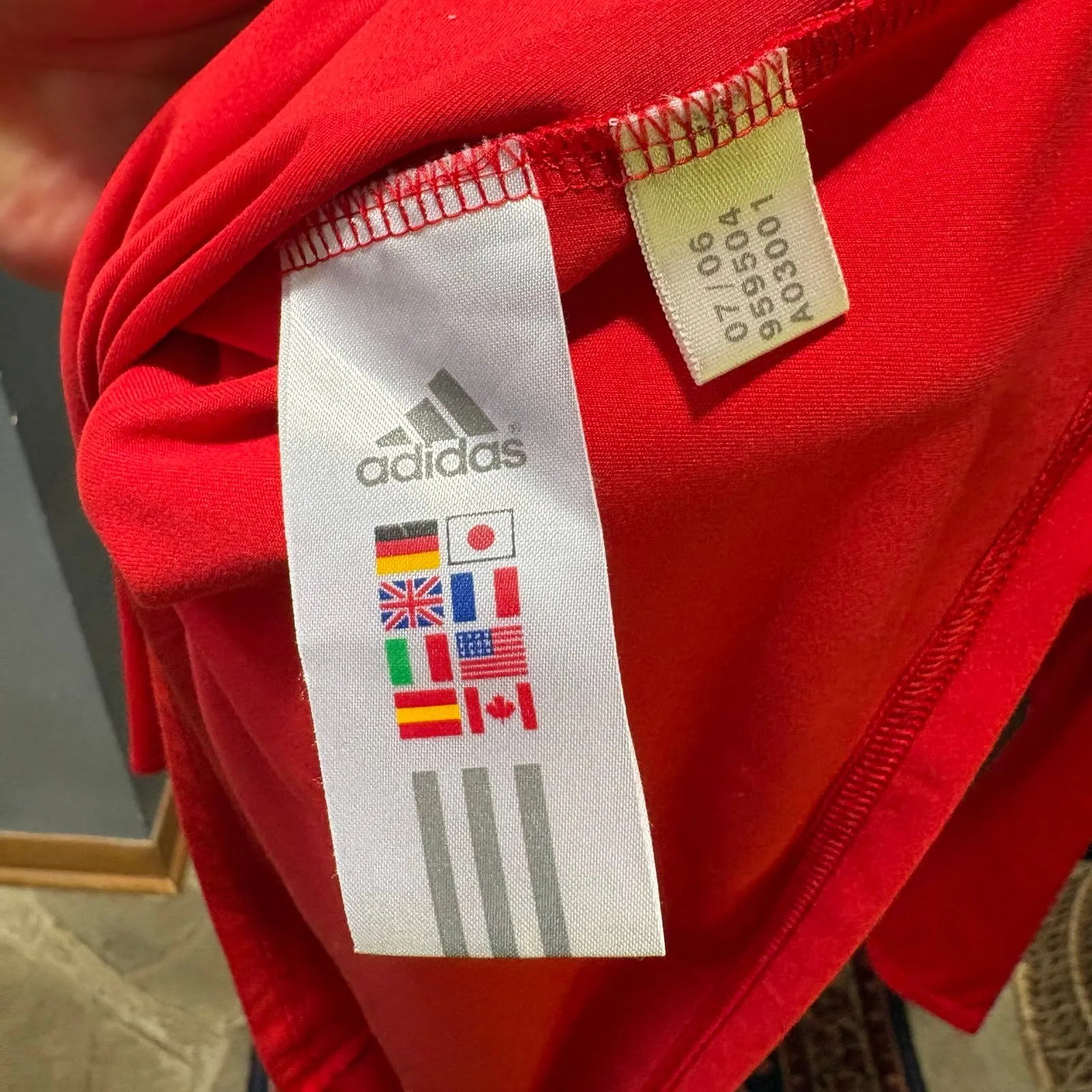 Women's y2K Adidas ClimaLite Athletic Red V-Neck Long Sleeve Shirt size L - Image 7