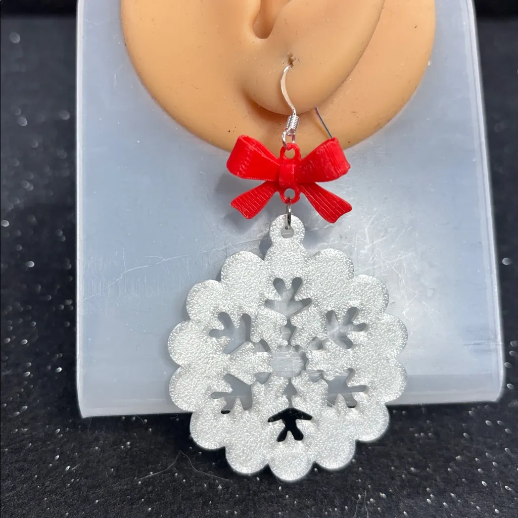 Festive Snowflake Earrings with Red Bows - Image 2
