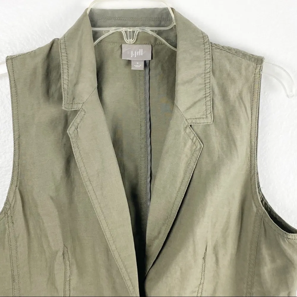 J.Jill  Army Green Cargo Style V-Neck Button Vest, Size Small - Image 5