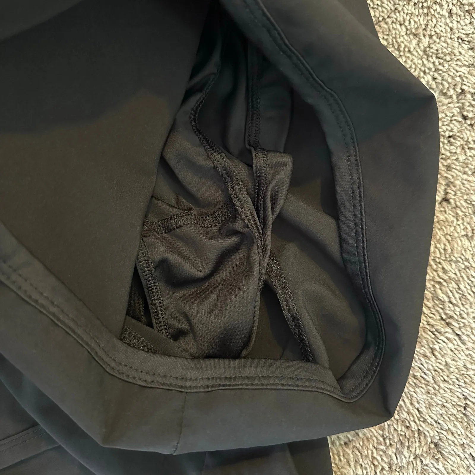 North Face Womens‎ M Black Pull On Elastic Waist Shorts Built in Briefs - Image 6