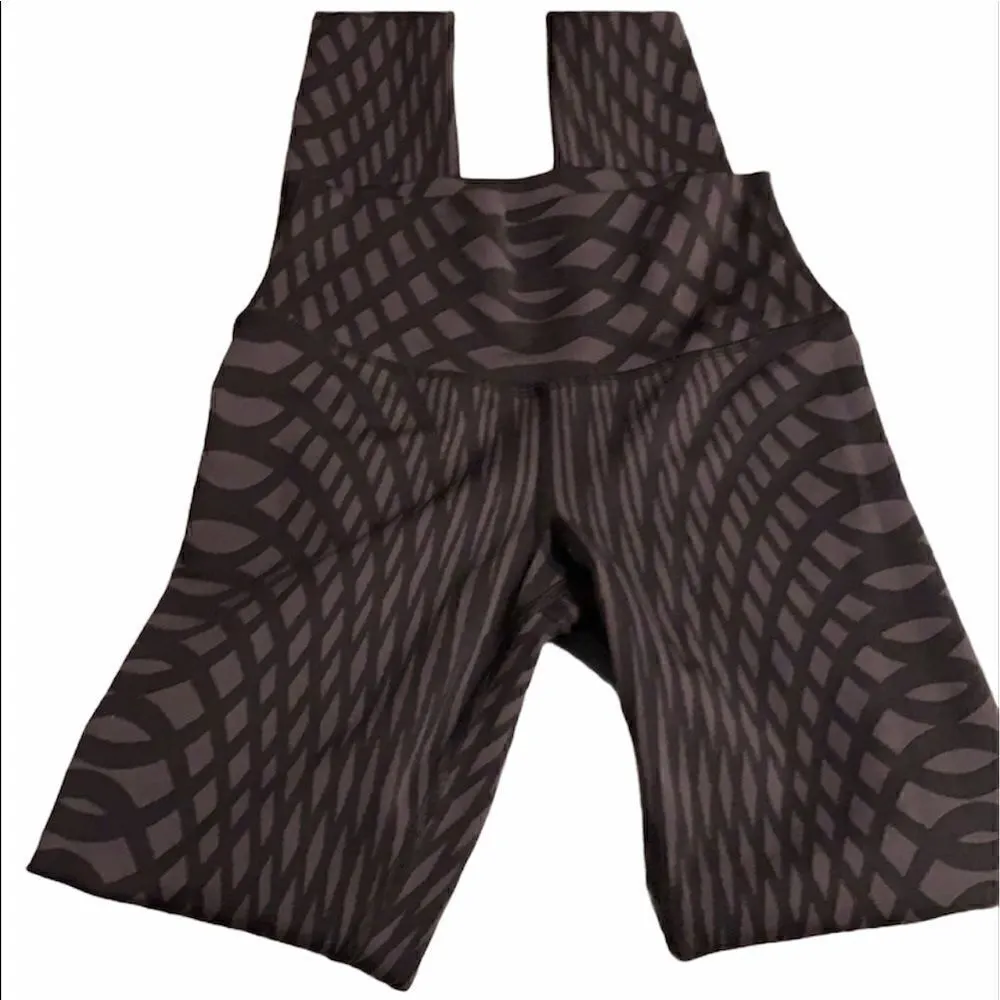 Nwot Alo Yoga Arches high waist airbrush leggings - Image 7