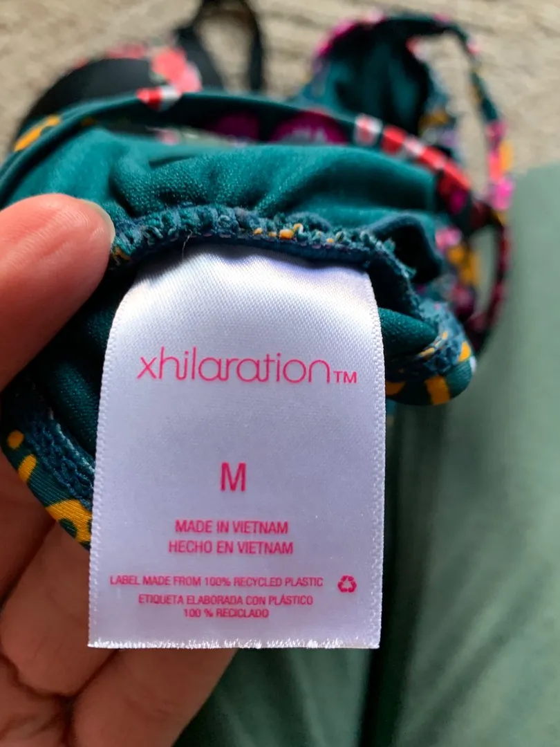 swimsuit top  - Image 2