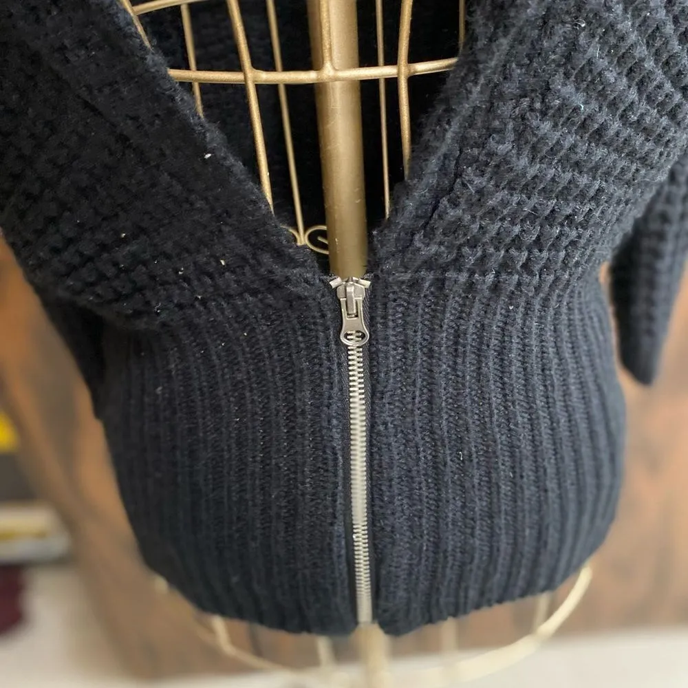 Zara zip up 3/4 sleeve  black sweater size small - Image 10