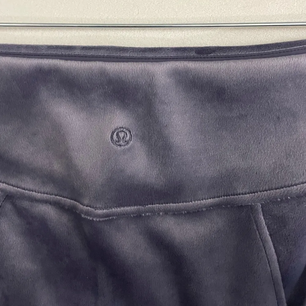 Lululemon NWT Scuba High Rise Velvet Mini Skirt Nightfall Size XL - Image 12