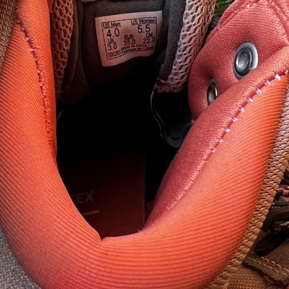 NWT  Women's Ultrarange EXO HI Gore-Tex MTE-2, Size 5.5 - Image 7