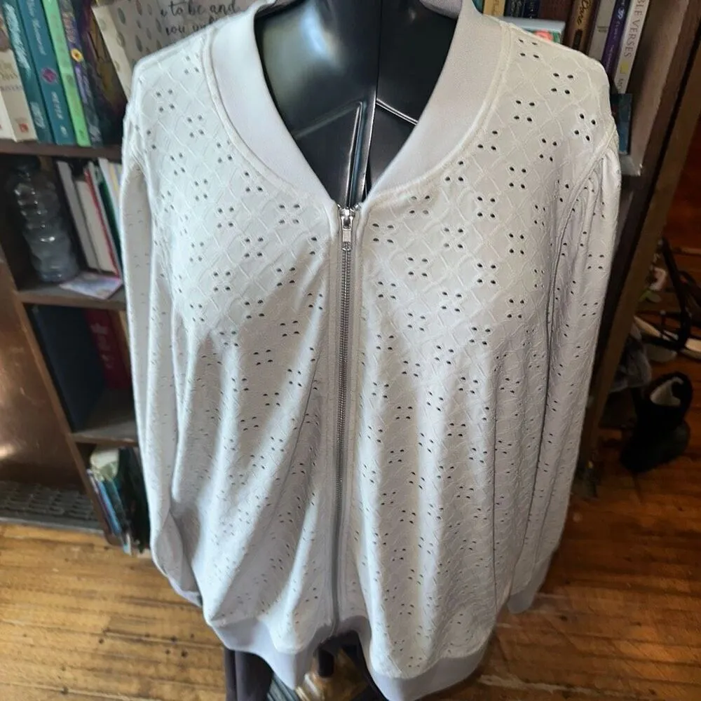 Torrid eyelet light gray lacy 4x full zip bomber jacket - Image 3