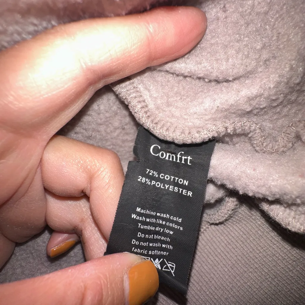 Comfrt Signature Oversized Hoodie size L Brown Size L - Image 4