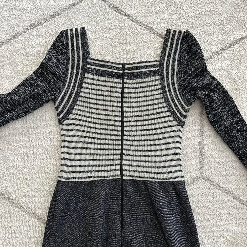 Vintage It's Rich 60s/70s Gray/Silver Long Sleeve Wool - Image 4