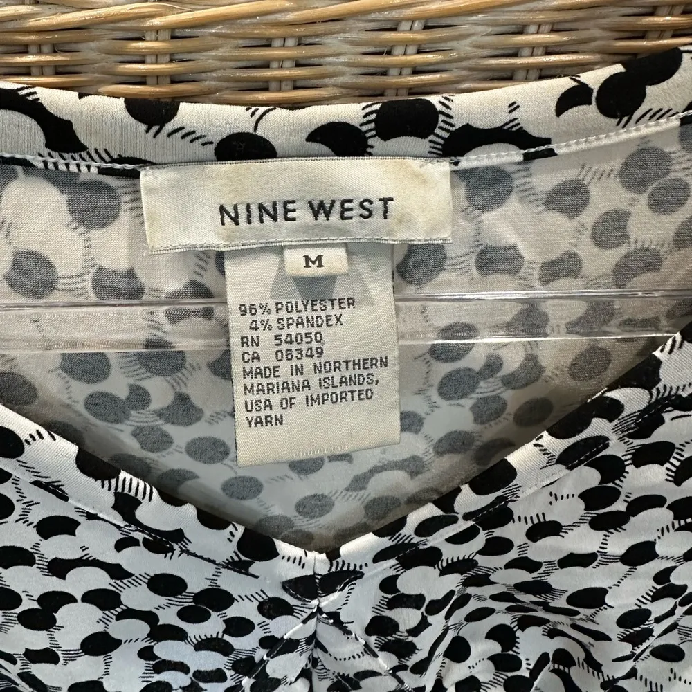 Women’s Tank Top Blouse - Image 3