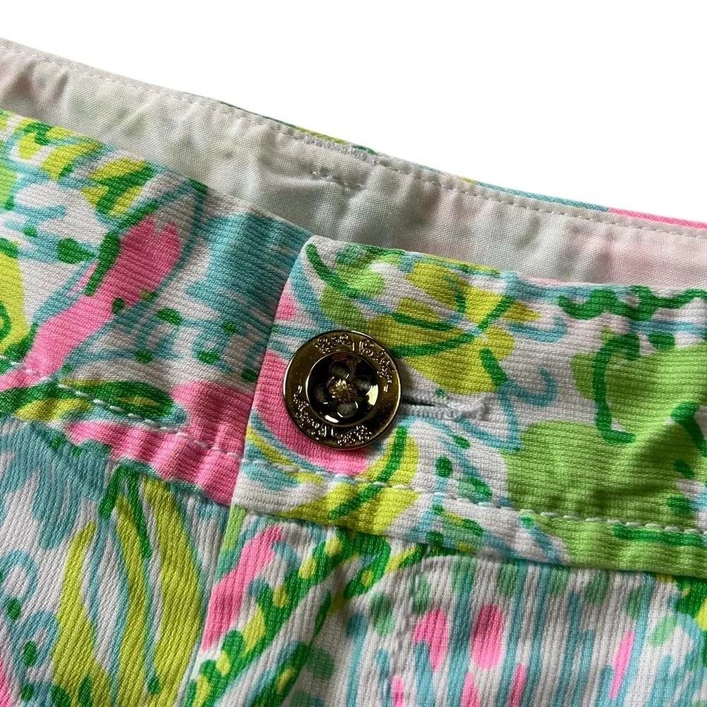 Lilly Pulitzer Coconut Jungle 3” Walsh shorts Mid rise size 4 100% cotton - Image 4