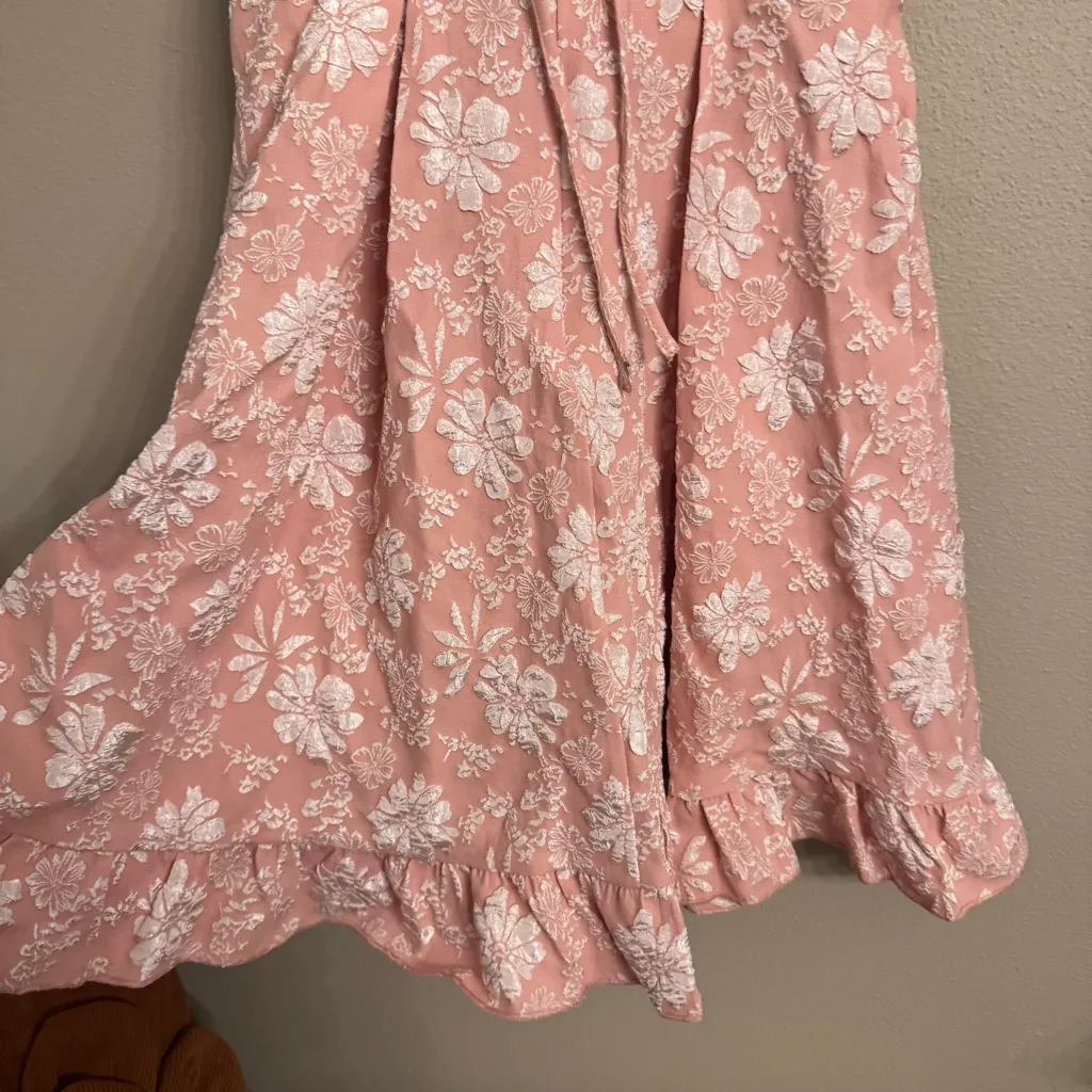 JJs HOUSE Flower Ruffle V-Neck‎ A-line Jacquard Mini Dress - Image 3