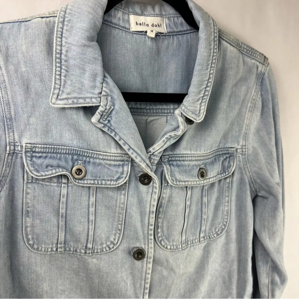 Bella Dahl Cropped Light Wash Denim Jacket Cotton Tencel Utility Western - Image 4