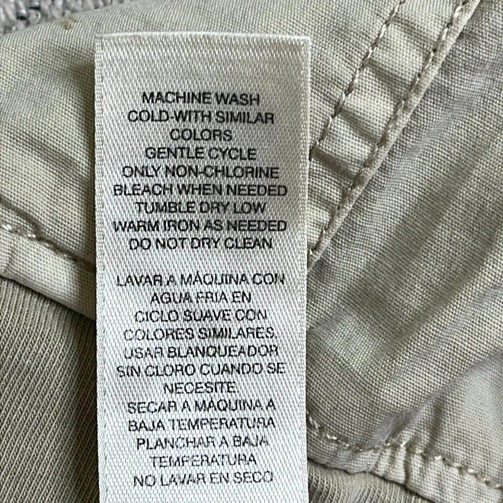 Chico's Zenergy pull on lightweight front pockets cropped pants, size medium - Image 12