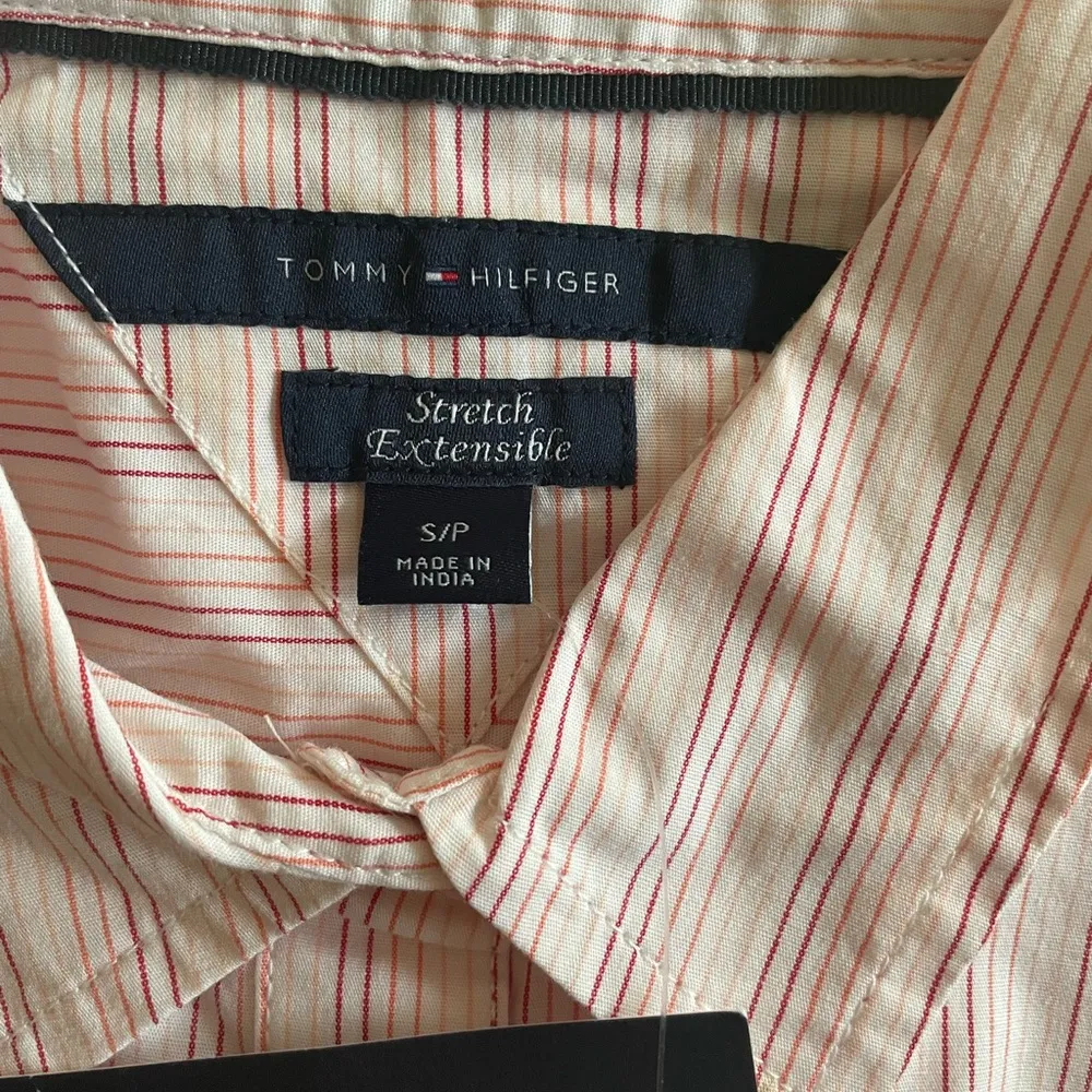 Tommy Hilfiger Pink Casual Button Down Shirt (1306)) - Image 2