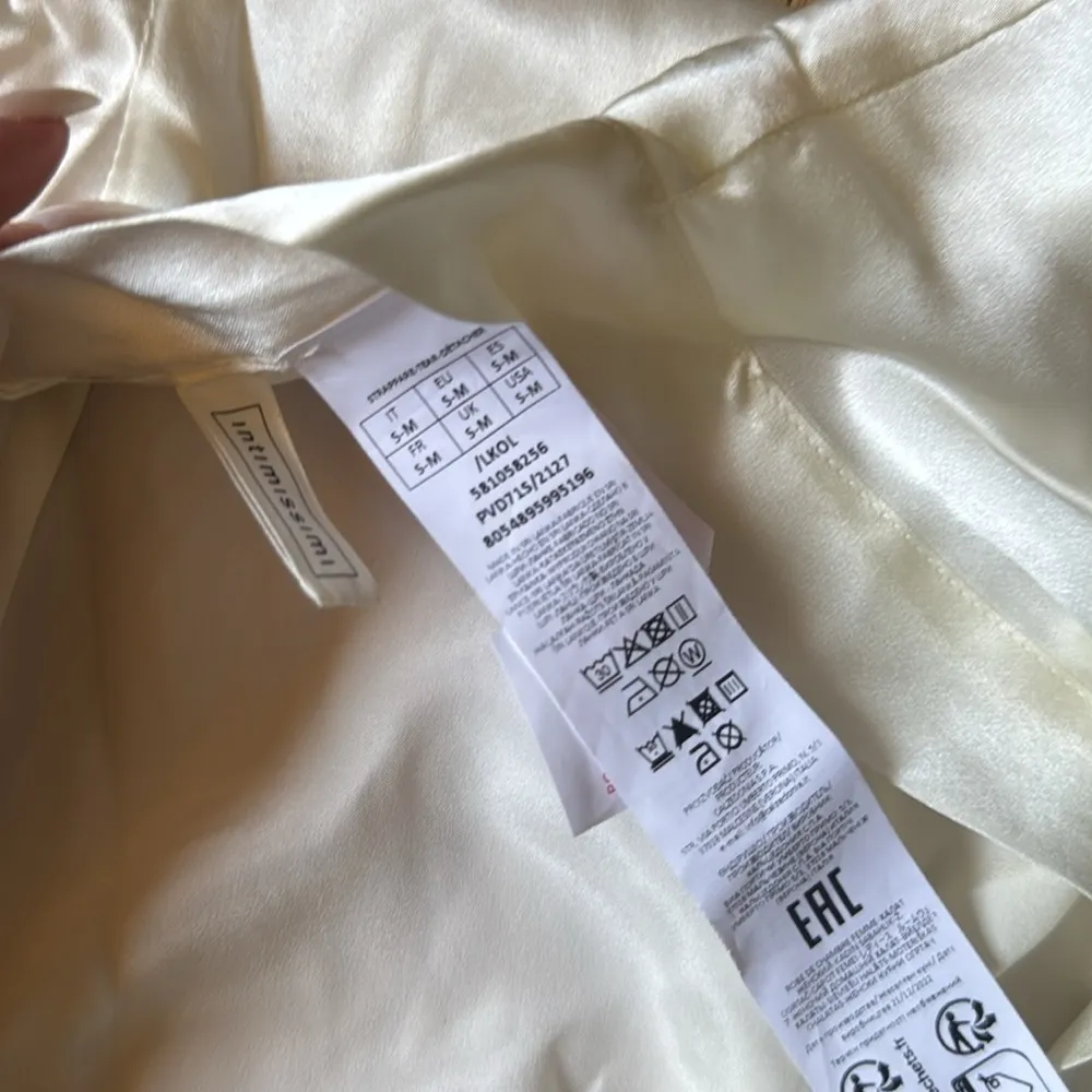 Ivory Intimissimi Robe Size undefined - Image 2