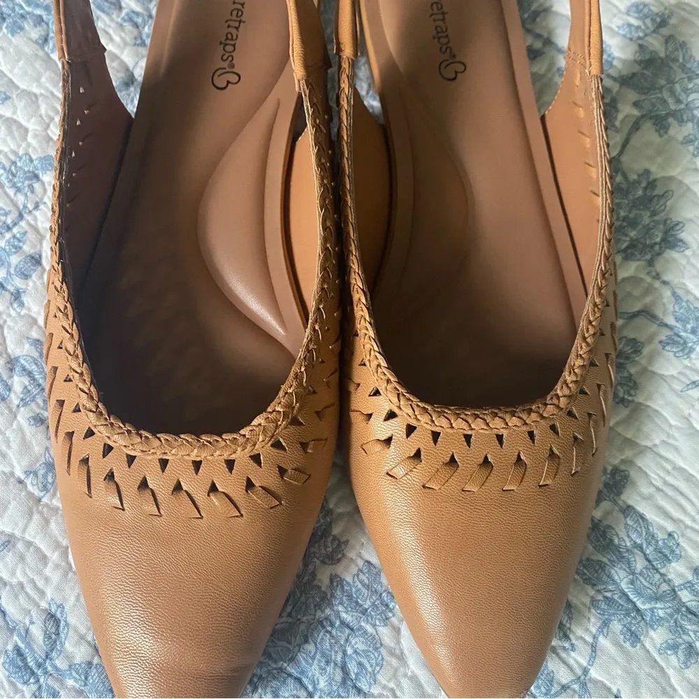 BareTraps Camel Tan Pointed Toe Sling Back Flat Size 7 - Image 8