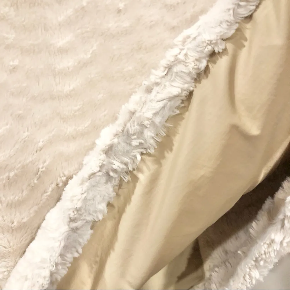 Patagonia Pelage Fluffy Zip Button Jacket‎ Cream Ivory Small - Image 4