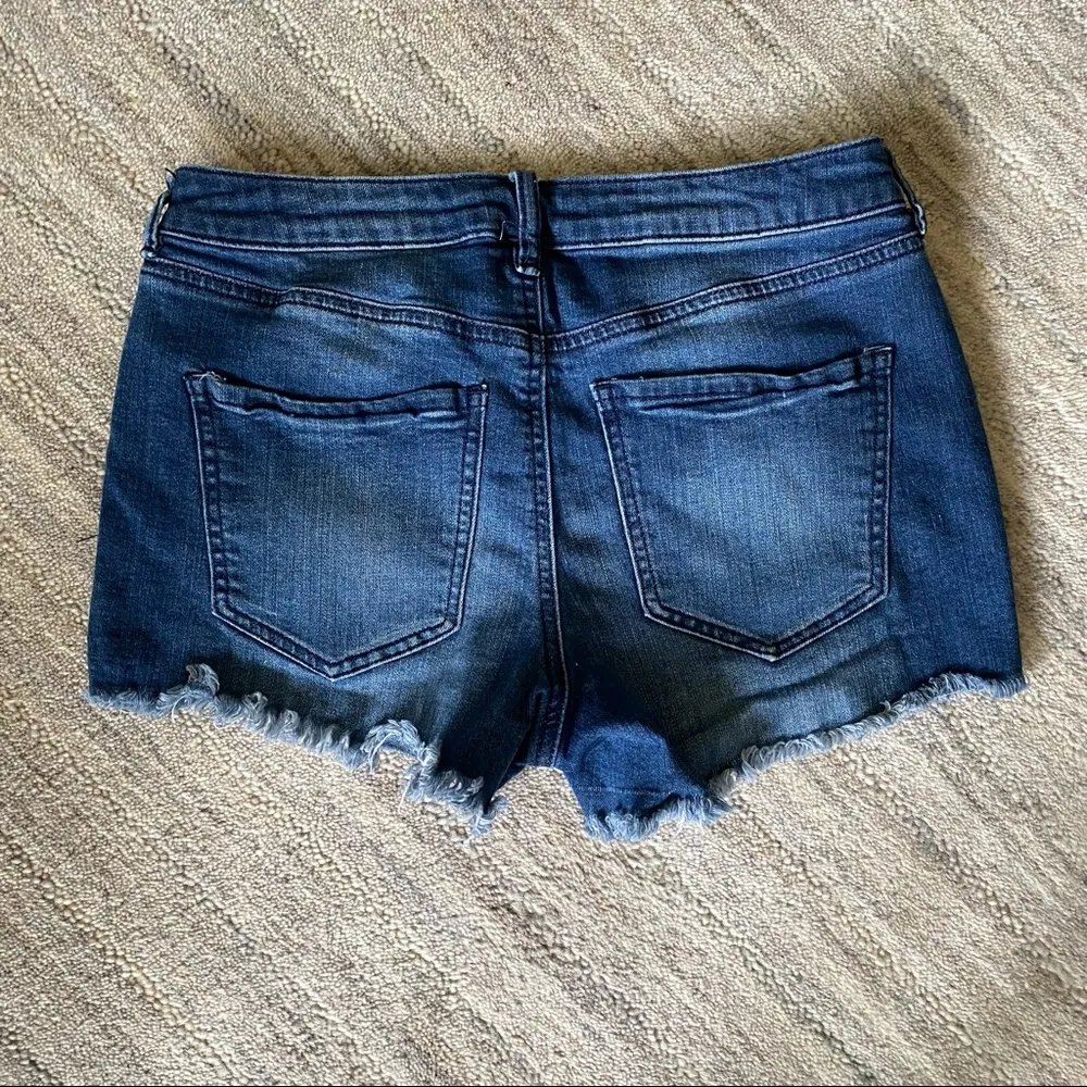 Refuge Button Fly Distressed Jean Shorts - Image 5