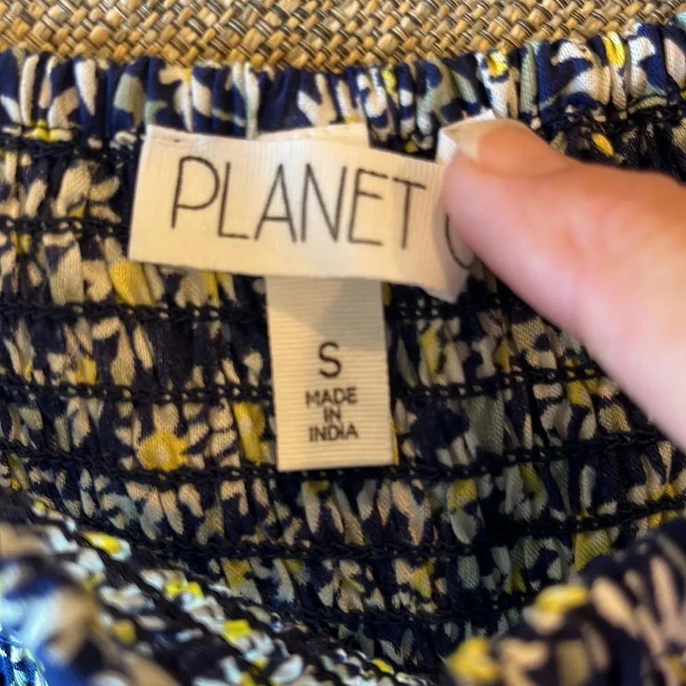 Planet Gold Midnight Blue Floral Long Sleeve Smocked Tiered Peplum Top Womens S - Image 12